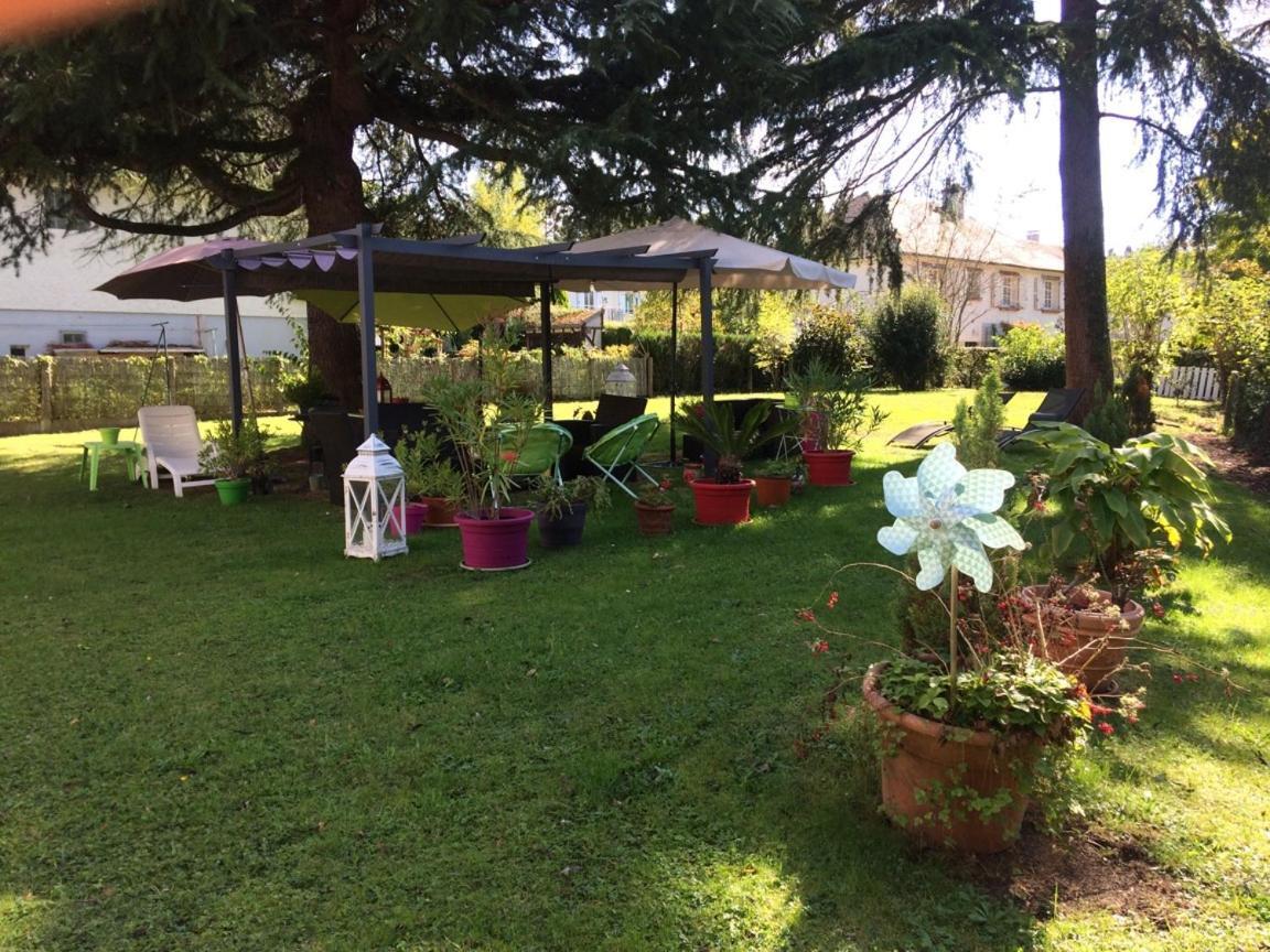Clos Du Bourg Saint-Cyr-en-Val Exterior foto